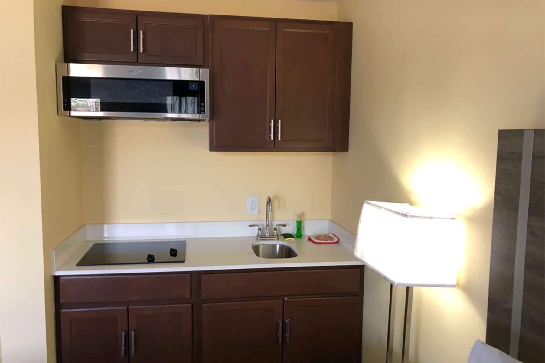 Days Inn By Wyndham Cape Carteret Near Emerald Isle Екстериор снимка